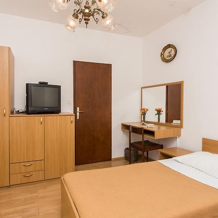 דוברובניק Guest House Lina מראה חיצוני תמונה