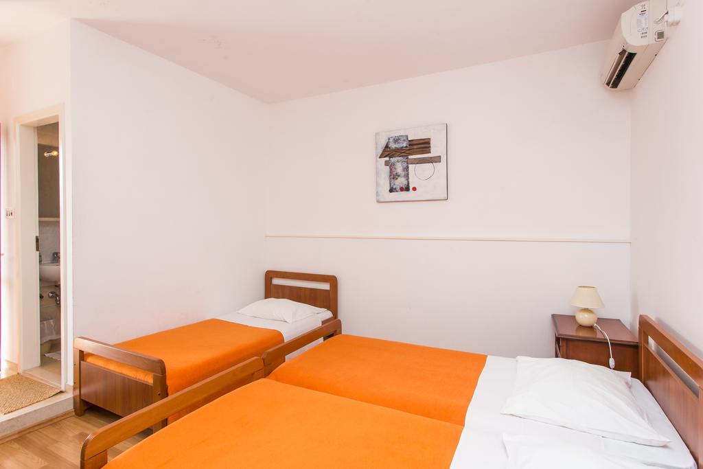 דוברובניק Guest House Lina מראה חיצוני תמונה
